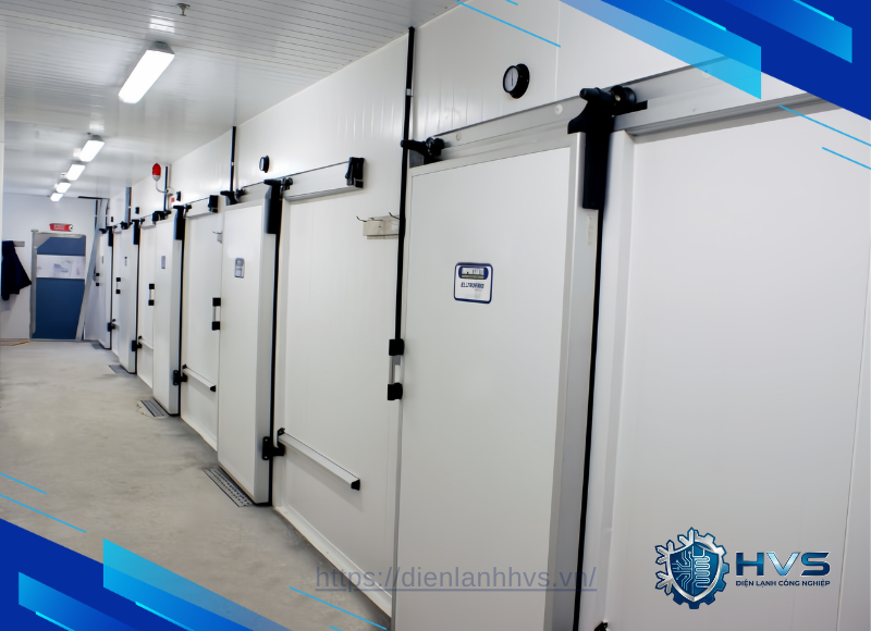 Đội ngũ chuyên gia từ HVS trực tiếp khảo sát tận nơi và tư vấn giải pháp điện lạnh phù hợp với nhu cầu và ngân sách của khách hàng